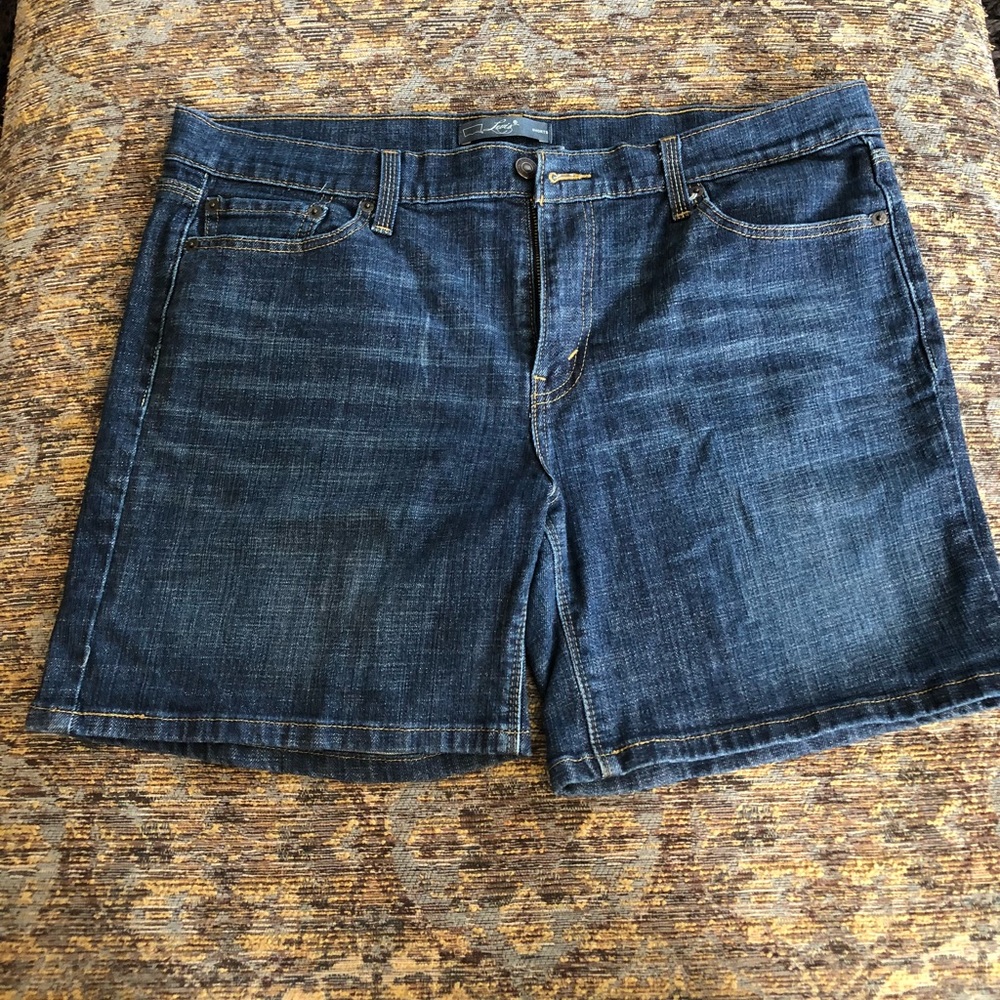 Levi Shorts
